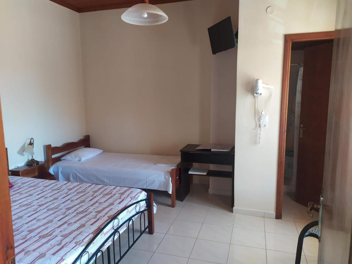 Toulatos Pantelis Apartamento Pouláta Exterior foto