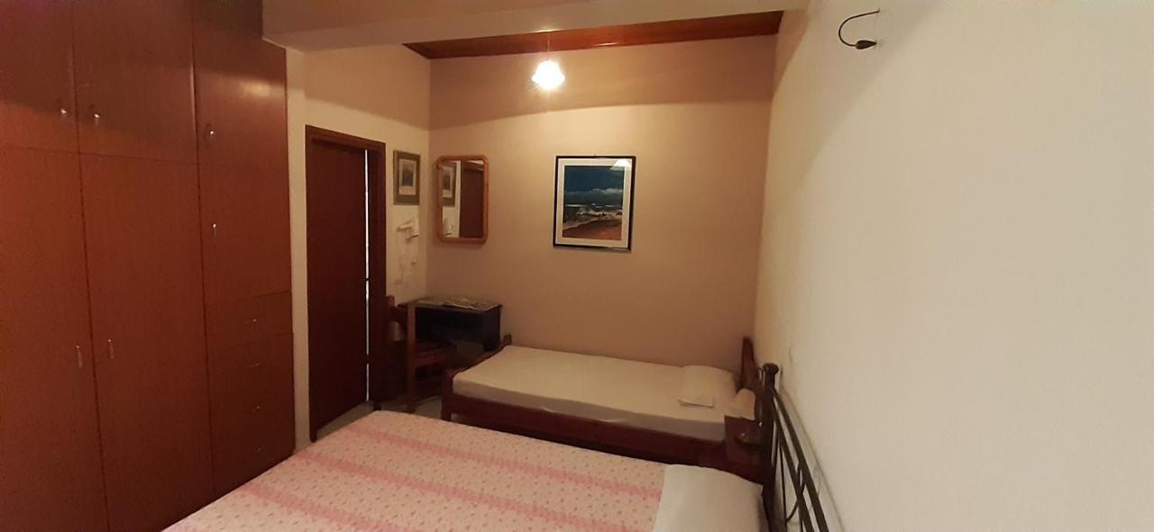 Toulatos Pantelis Apartamento Pouláta Exterior foto