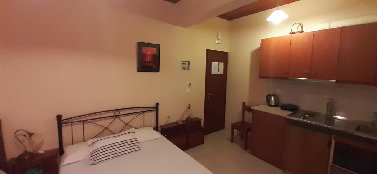 Toulatos Pantelis Apartamento Pouláta Exterior foto