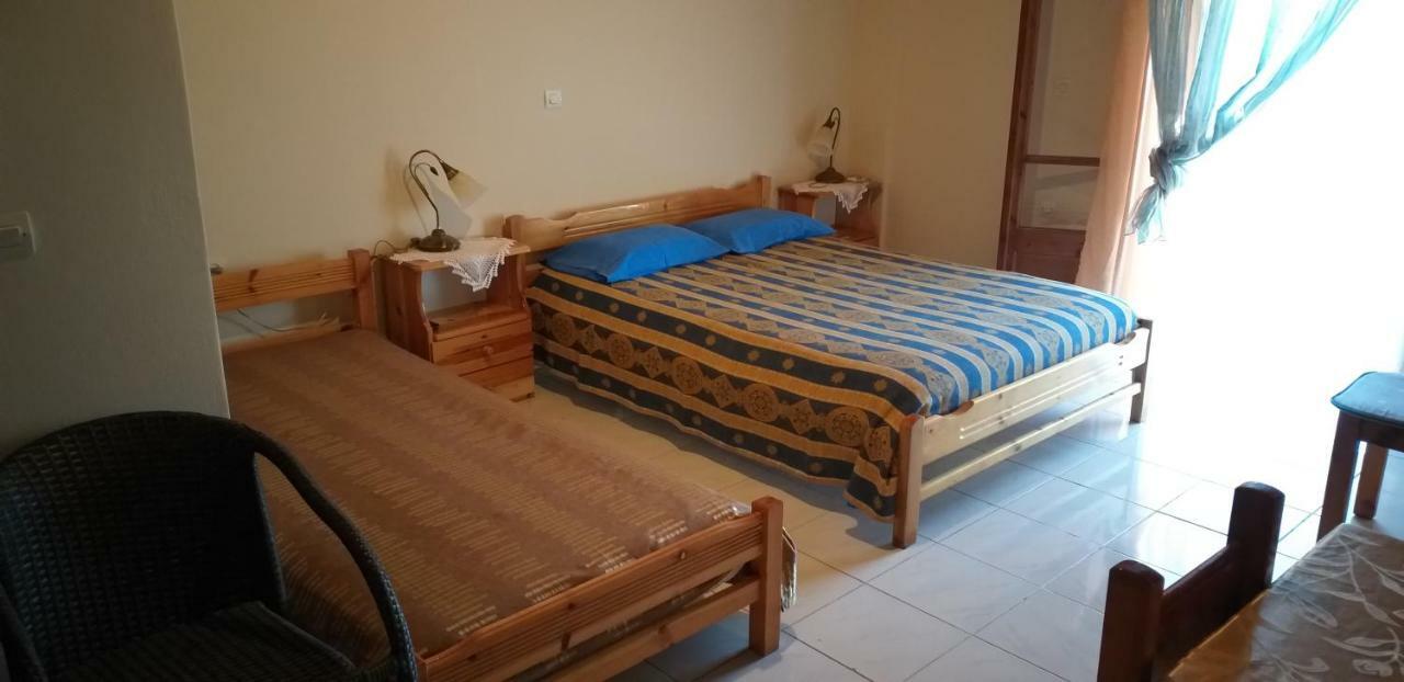 Toulatos Pantelis Apartamento Pouláta Exterior foto